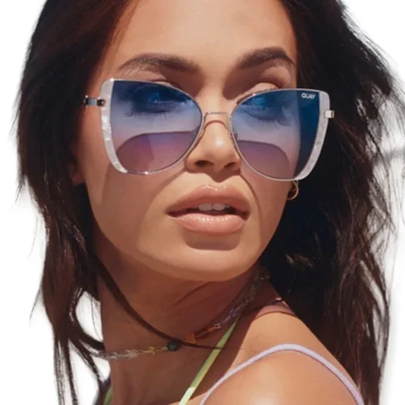 NWT Quay Glow Up Women\'s Sunglasses Quay Australia | Accessories | Quay Glow Up Sunglasses Gold  main image 2